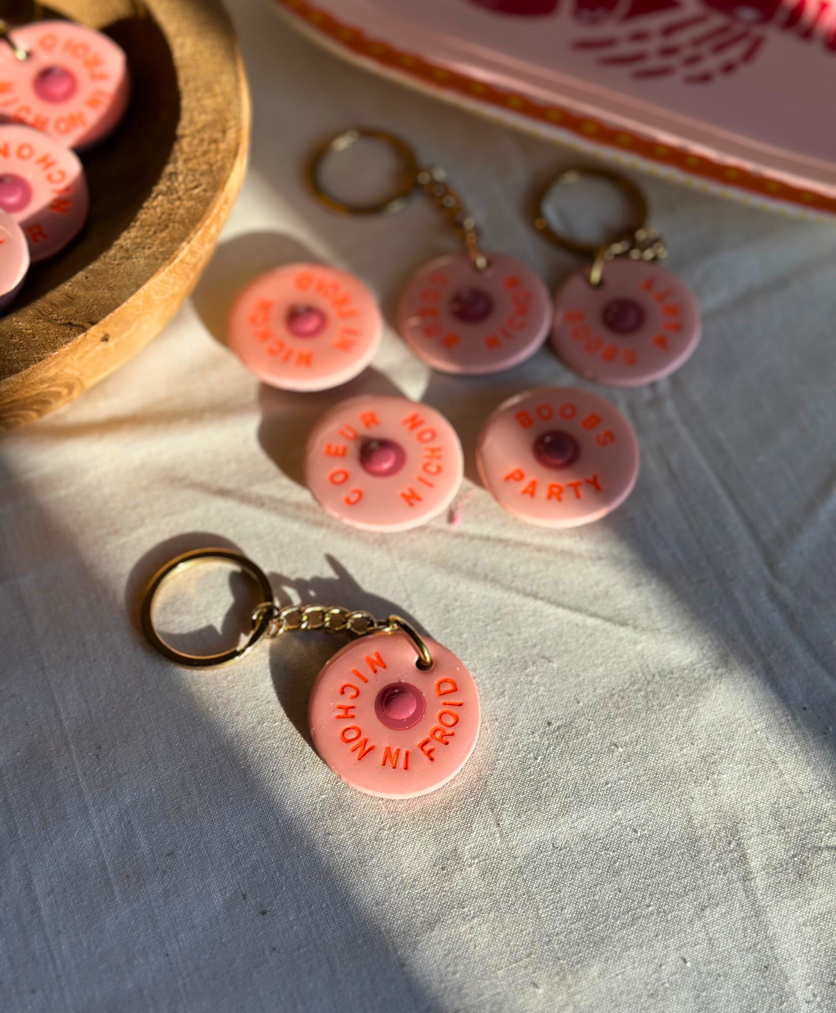 porte-clés-magnets-nénés-octobre-rose-20253