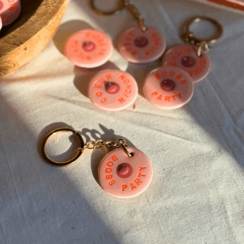 Porte-clés "nénés" - Octobre Rose 2025