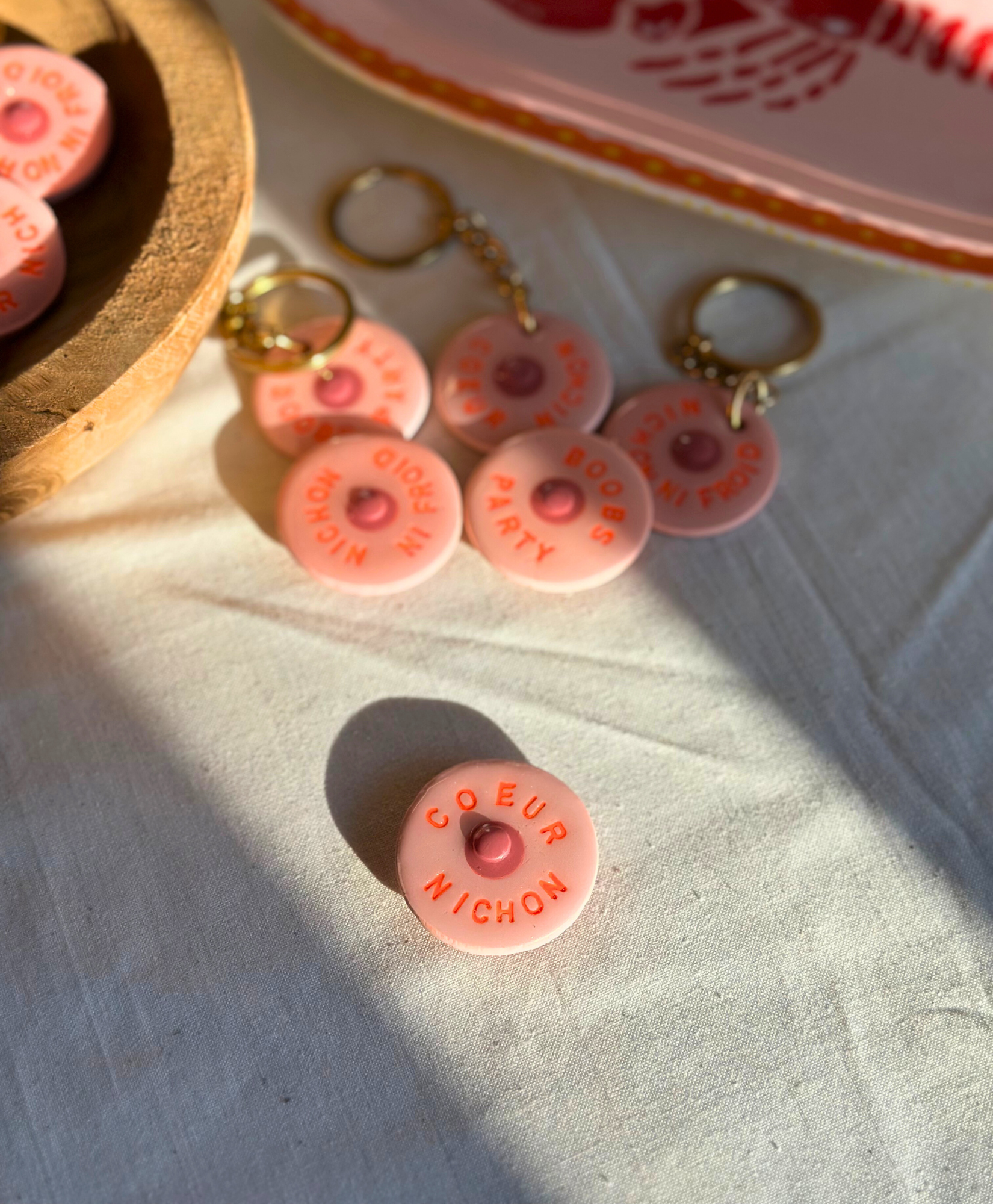 porte-clés-magnets-nénés-octobre-rose-20256